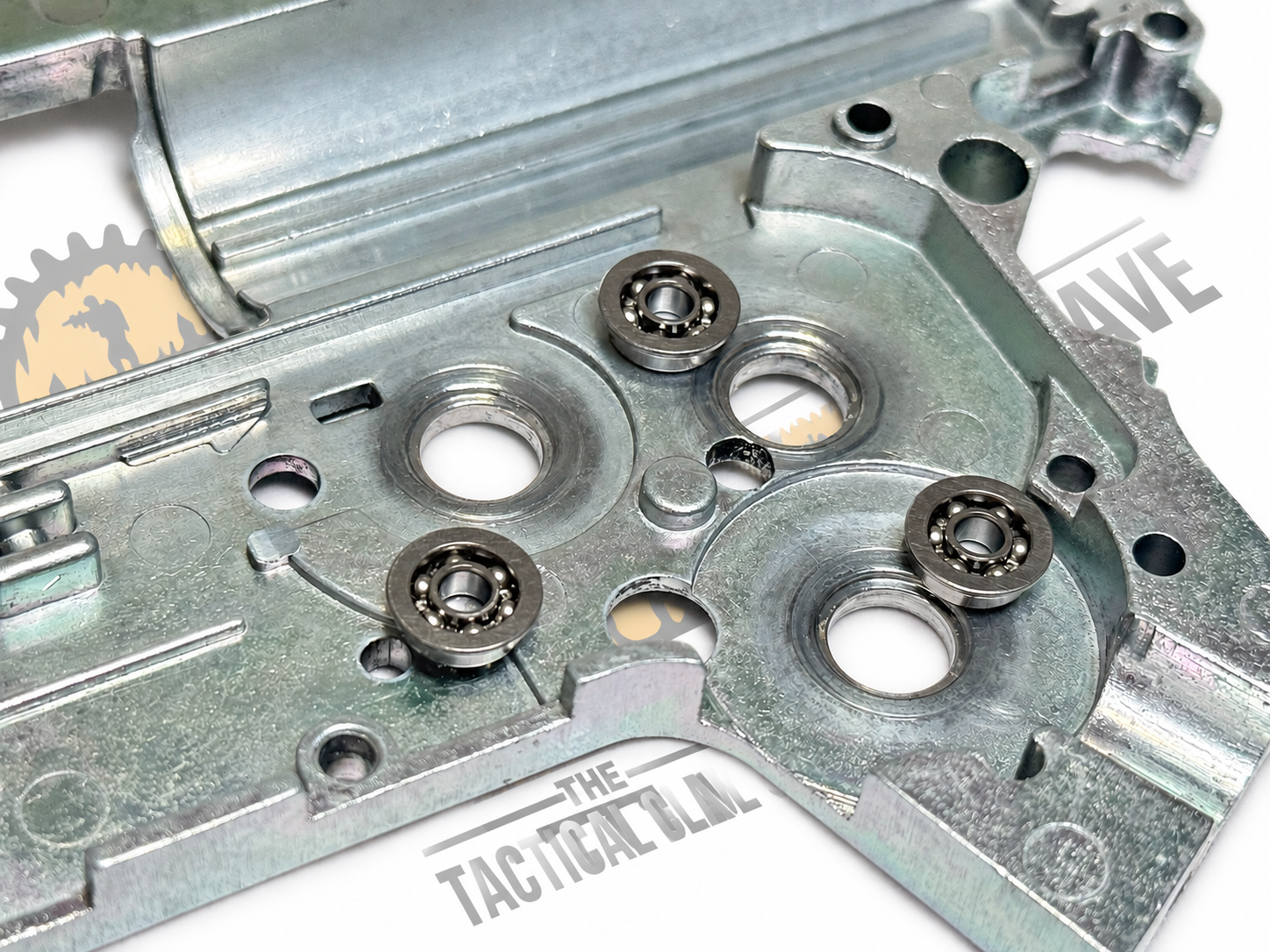 Rectificado asentamiento rodamientos airsoft - The Tactical Cave Carcasa de gearbox de airsoft con el asentamiento de rodamientos rectificado y los rodamientos instalados
