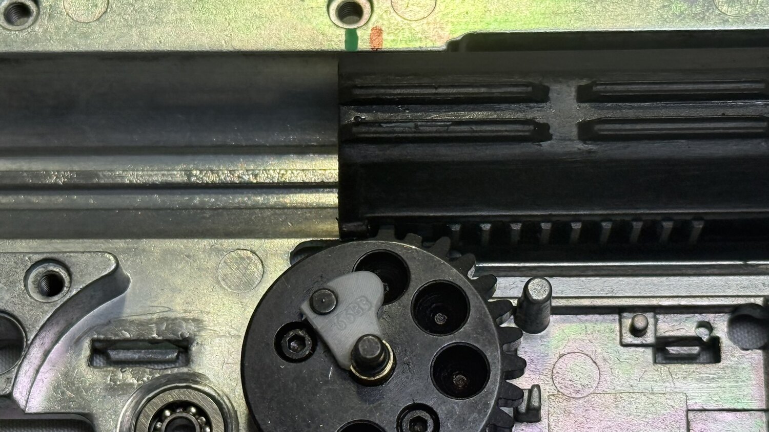 AOE en airsoft: qué es, cómo corregirlo y por qué protege tu réplica